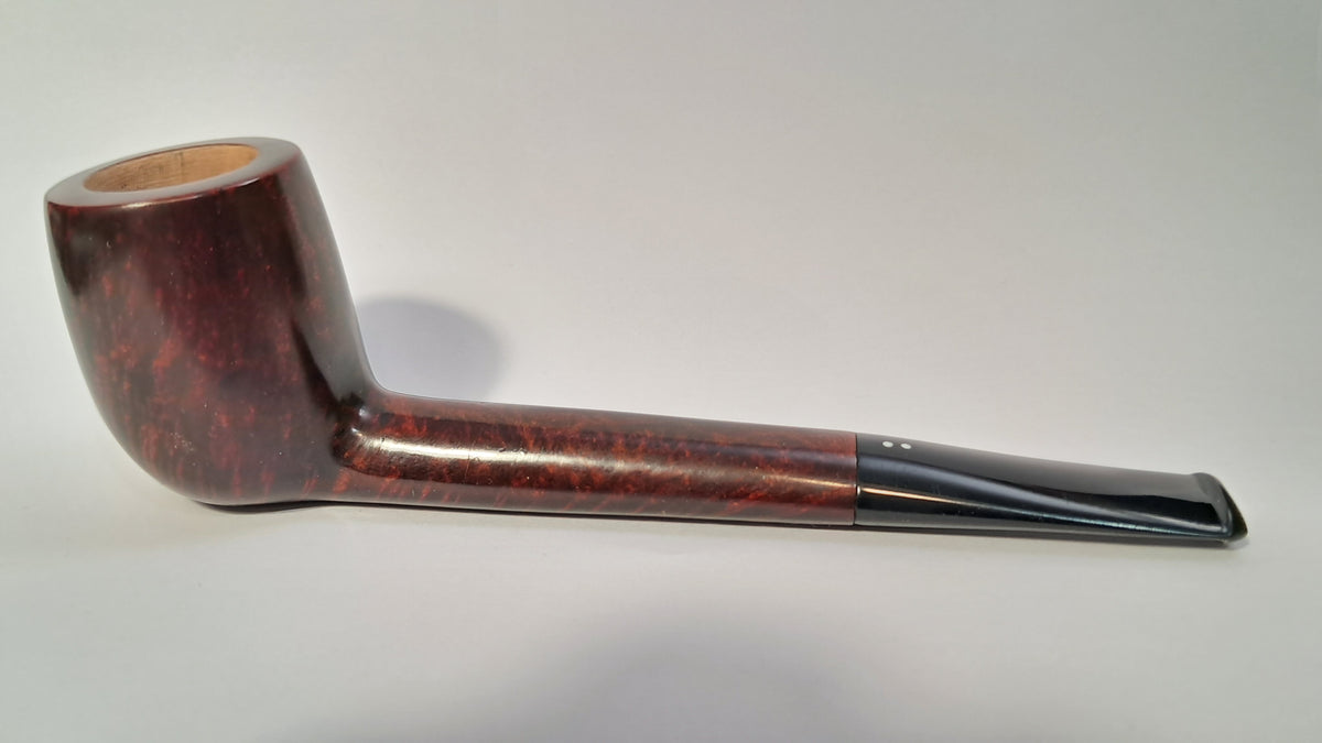 Canadian smooth handmade pipe