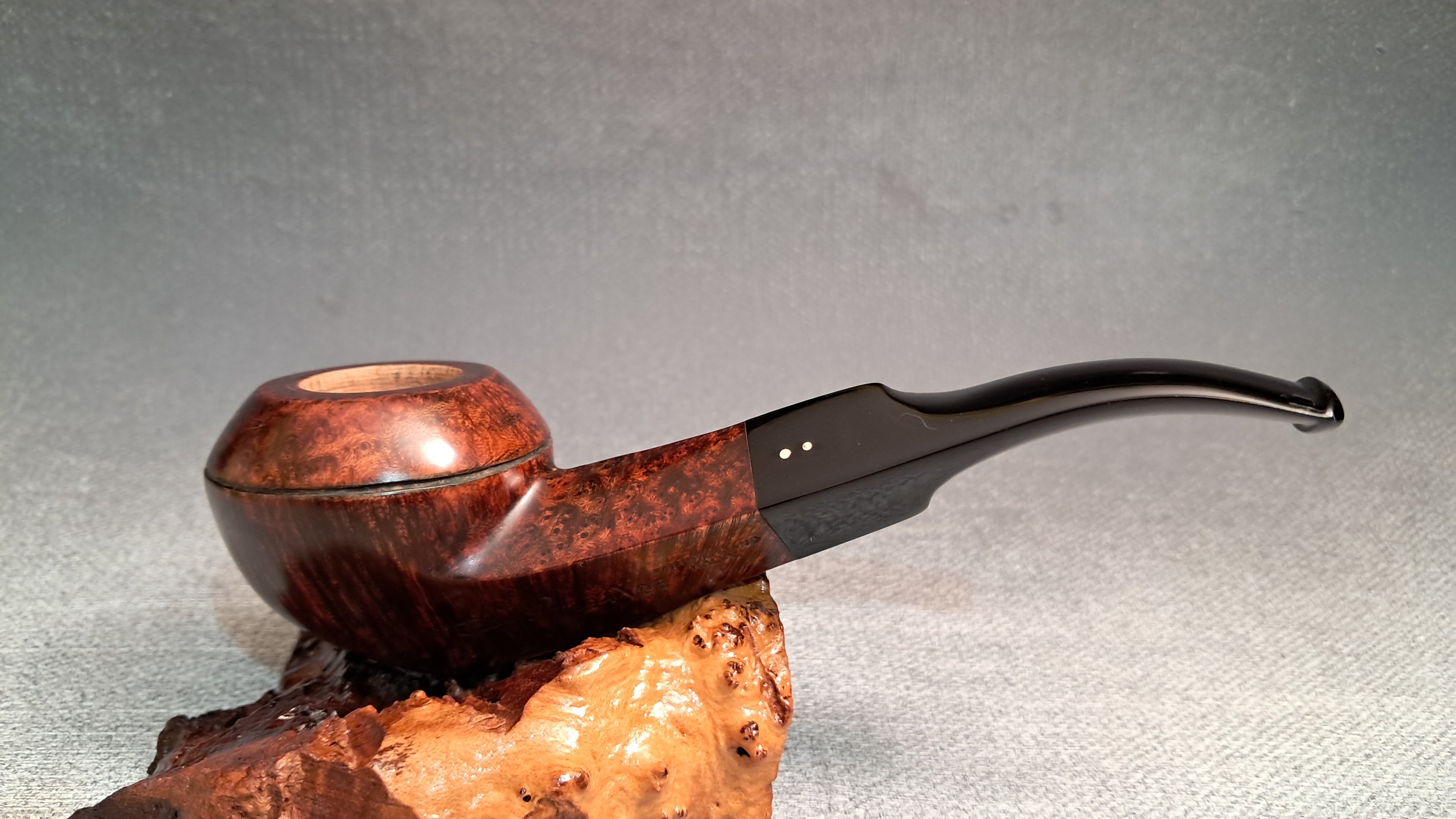 Rodesian hand made pipe